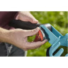 Комплект GARDENA: Плодосъемник (насадка для комбисистемы) с телескопической рукояткой 210-390 см 03115-30.000.00